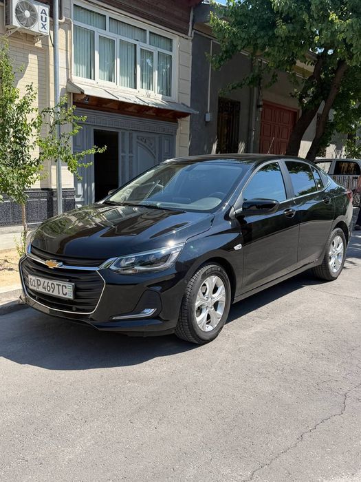 Продаётся chevrolet onix turbo premier