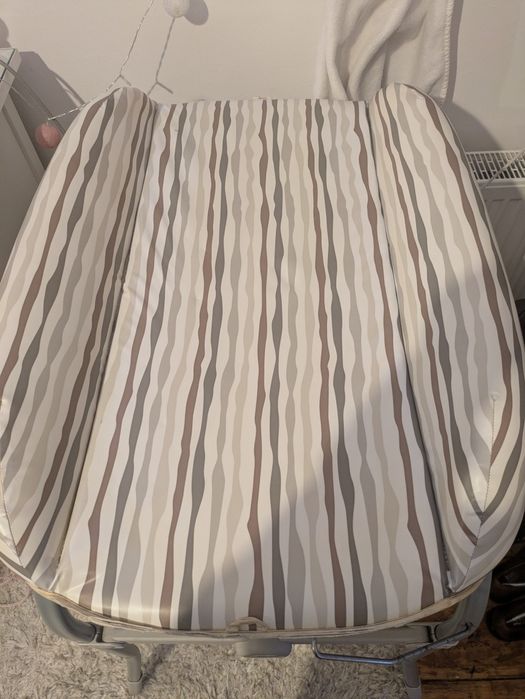 Masă de înfășat Chicco