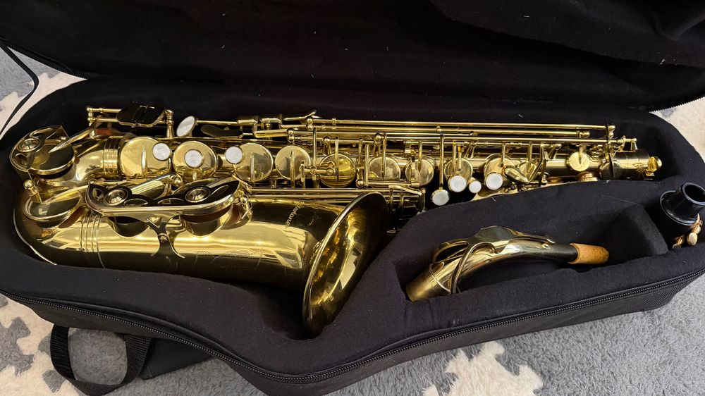 Алт саксофон Startone SAS-75 и аксесоари