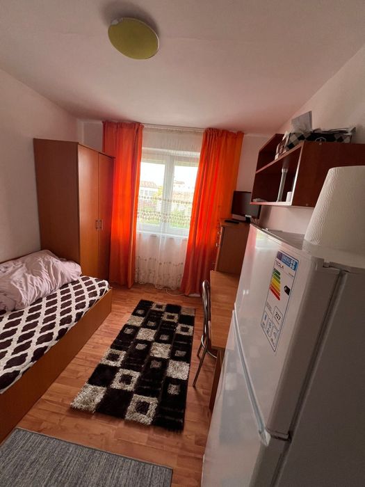Închiriez garsonieră confort 2