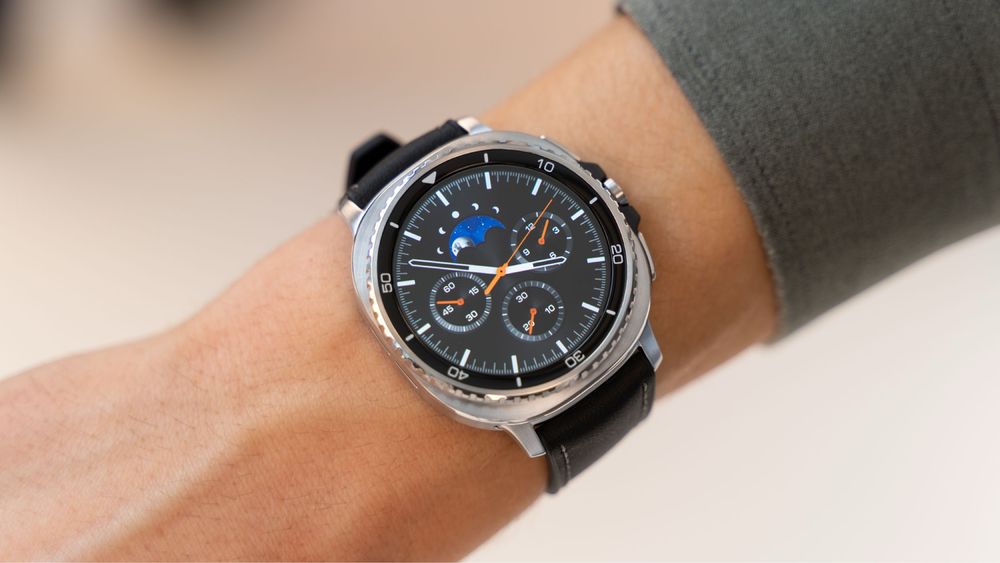 Новый Модель Samsung Galaxy Watch 8 Classic • Часы •