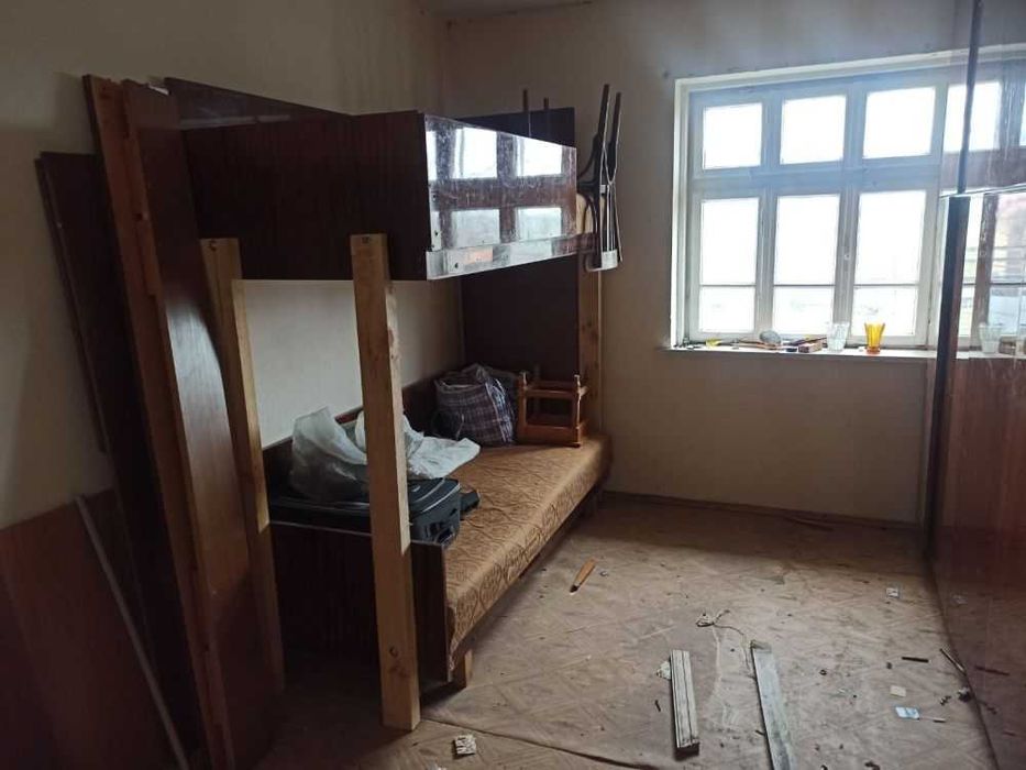 Продава се Къща в Казанлък - 100 кв.м за 842 €/кв.м - Снимка #2