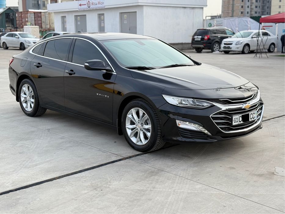 Chevrolet Malibu 2022 — 2