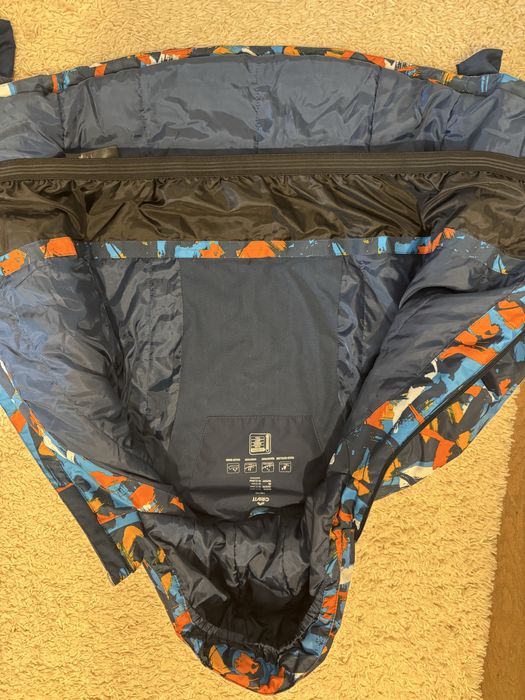 Vand costum ski 146/152