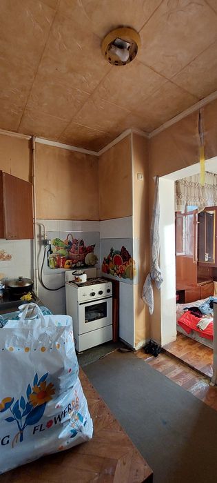 Продается Квартира 1/4/4 на ТТЗ-1.Балкон 2.6 45 Квадратов