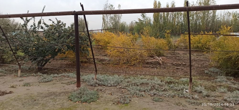 Boyovutda uy sotiladi