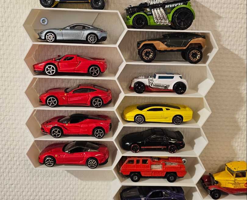 Suport pentru 10 mașini Hot Wheels