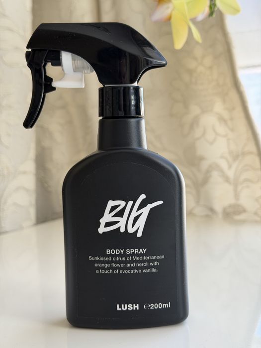 Спрей за тяло Lush BIG