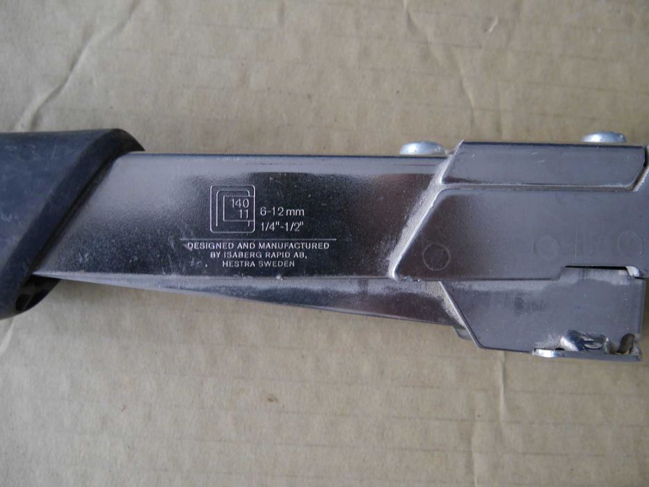 Capsator Rapid 311  fabricat in Suedia