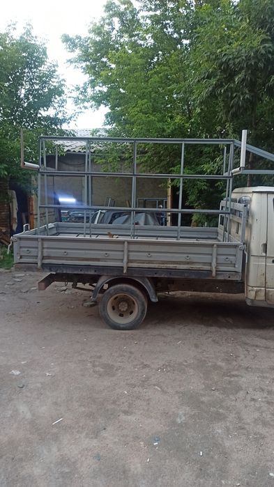 Продам Газель с пирамидой