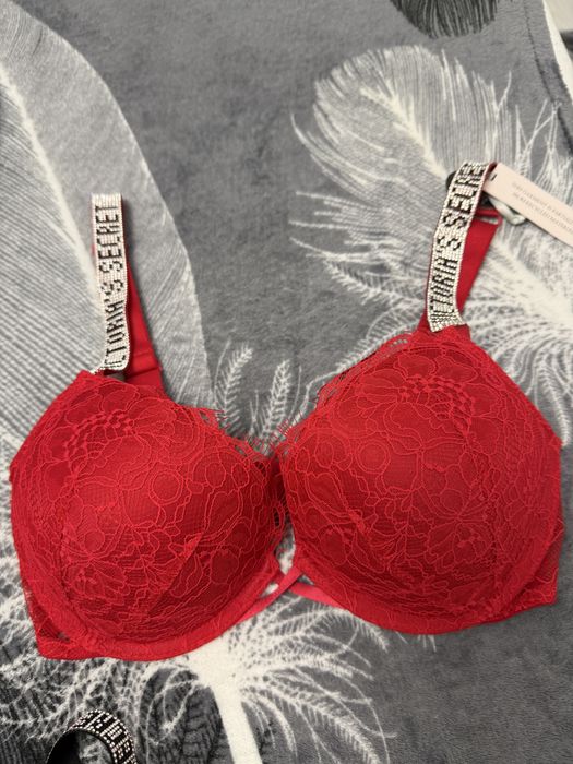 Sutiene Victoria Secret Noi cu Eticheta