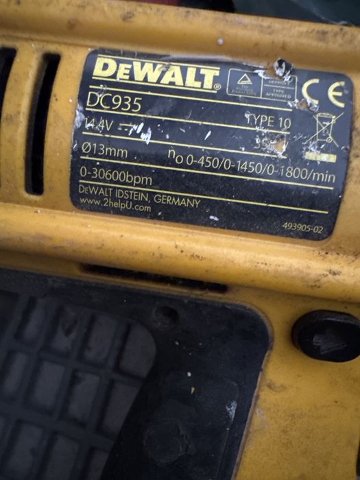 Винтоверт бодита -  Dewalt 14,4 V