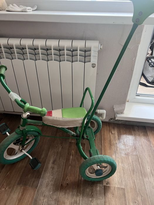 Велосипед балдырган с ручкой