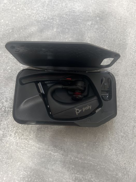 2 Casti  Bluetooth Plantronics Voyager 5200 Pro