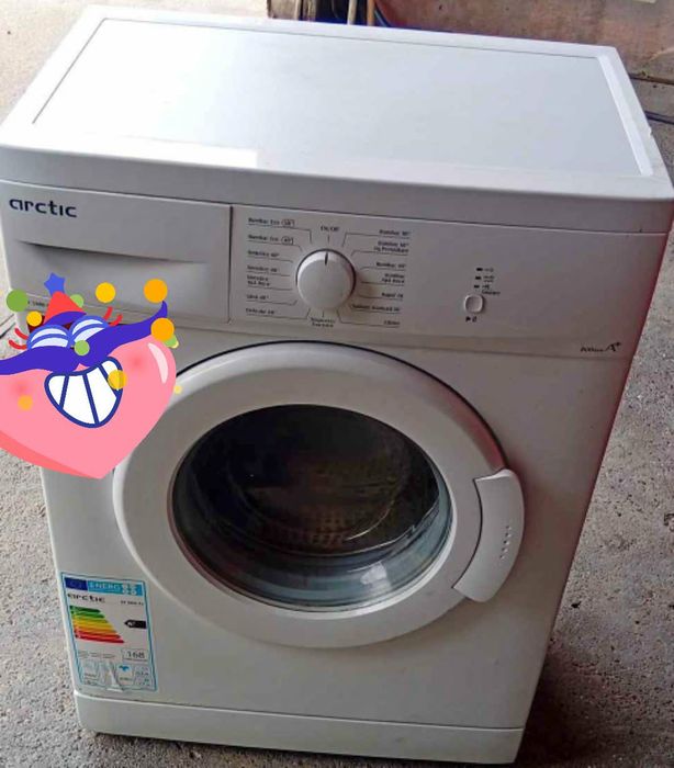 Vând mașina de spălat