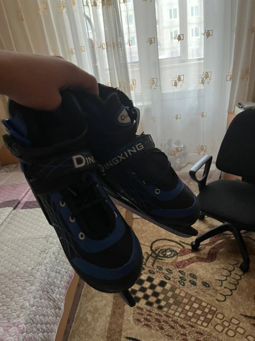 Продам коньки детские