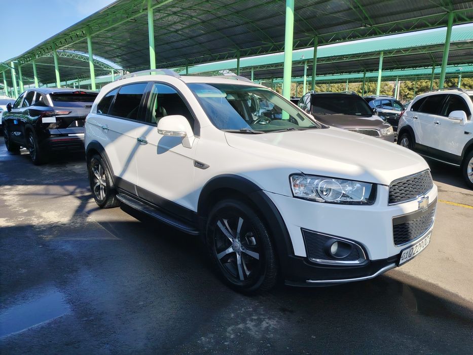 Продаётся Каптива 2011 год с пропаном 9.000у.е