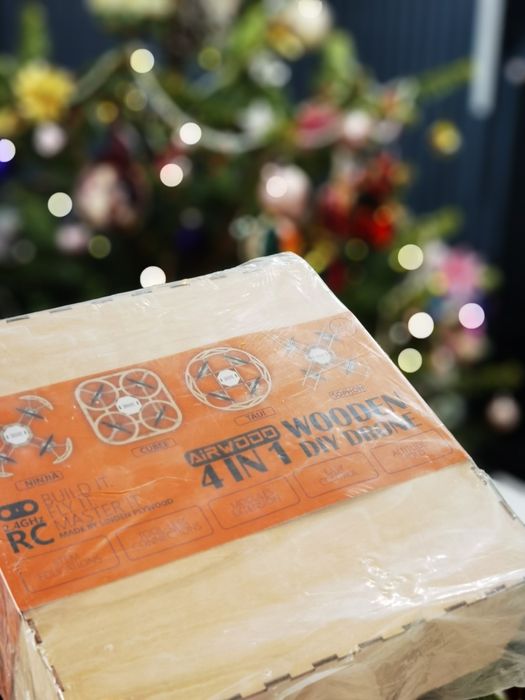 Dronă din lemn AIRWOOD (4 în 1) !!!NOUĂ!!! - Cameră HD