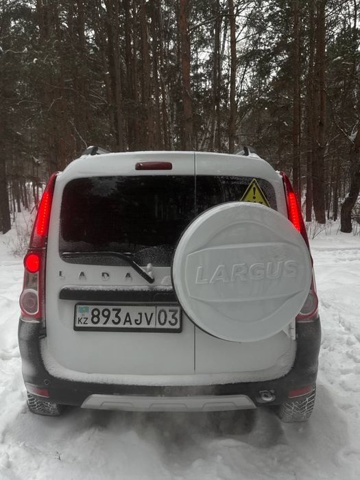 Продам Lada Largus Cross FL