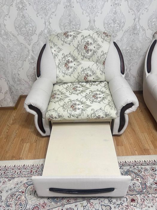 Диван , софа и кресло