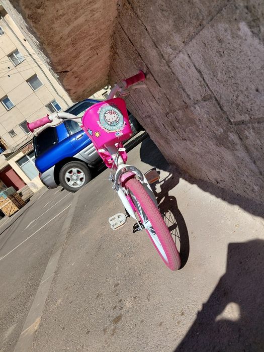 Vând Bicicletă Fetițe