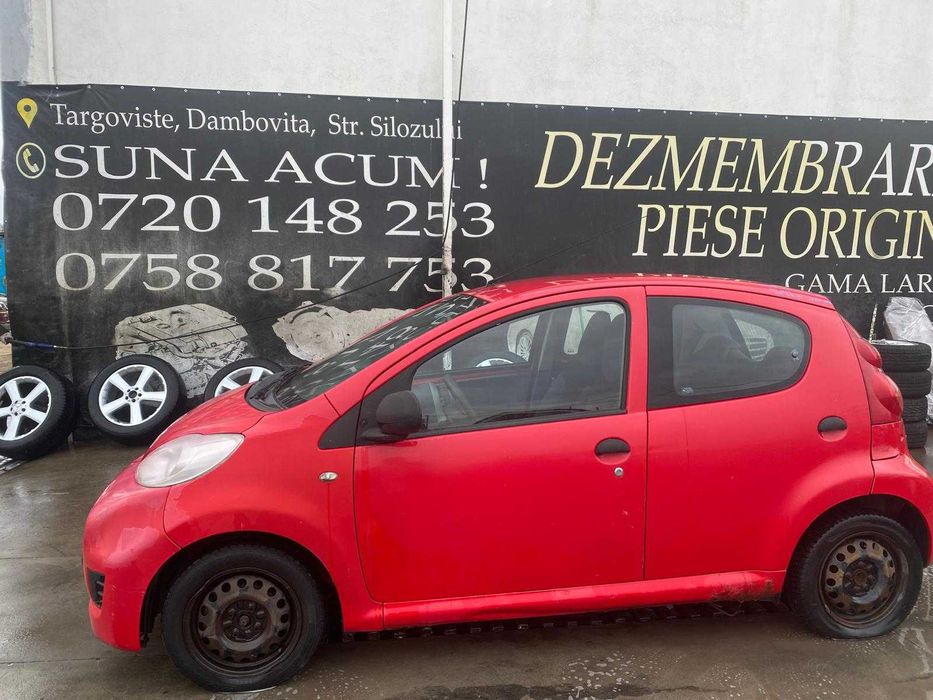 dezmembrez peugeot 107 1.0i cod motor 1KR-FE/bara fata 107/far 107