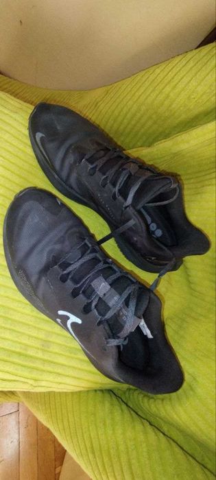 Фирмени маратонки Nike