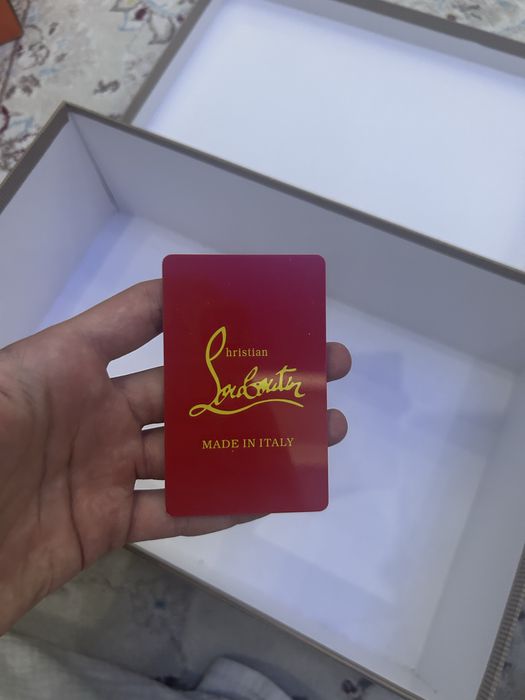 Классическая обувь Louboutin