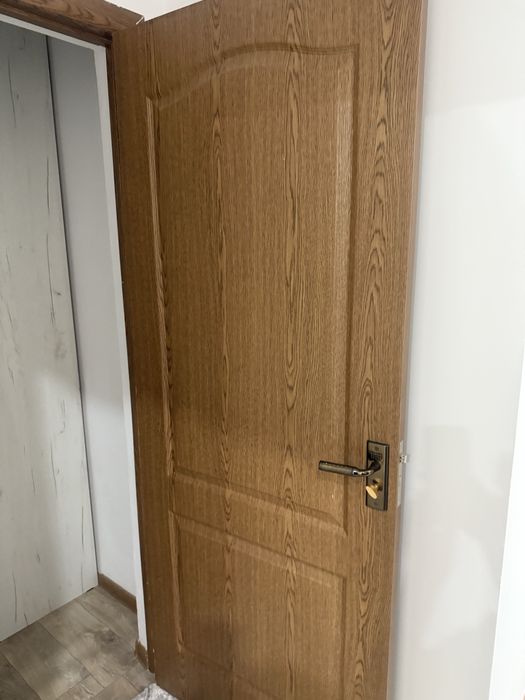 Спальный есігі. 2 шт бар. Ауыструыма байланысты сатамын.