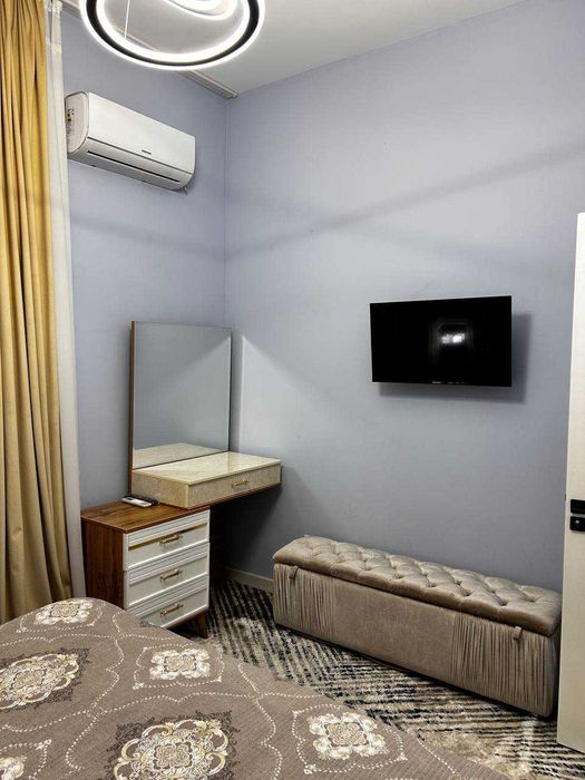 Хорошая Цена ! Продается 2 Комнатная Квартира На Алмазаре!