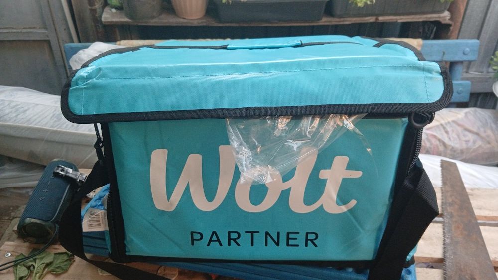 Wolt автосумка новая