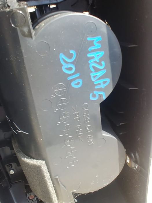 cotiera cu butone incalzire scaune mazda 5  2010 cc2964441