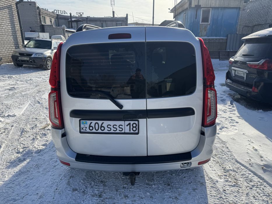 Largus 2013 года