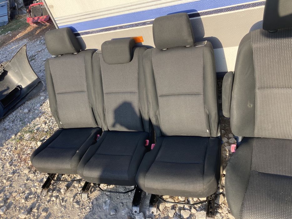 Салон за Тойота Корола Версо 2004- 2009г