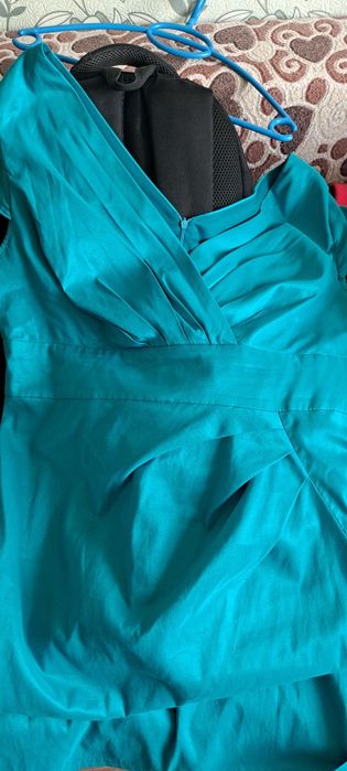 Продам платья б/у