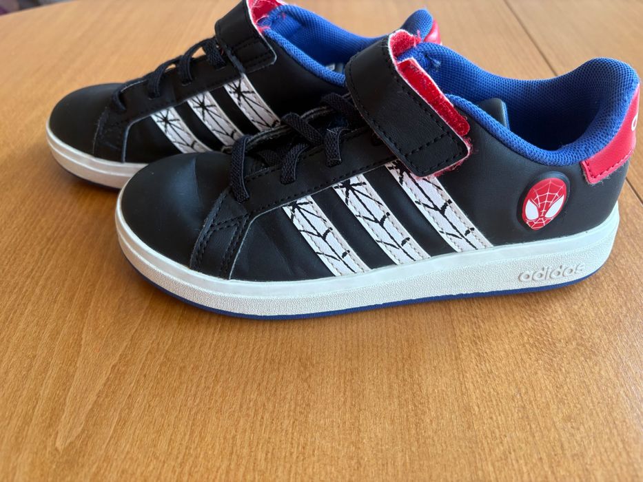 Детски маратонки Адидас Спайдърмен 32