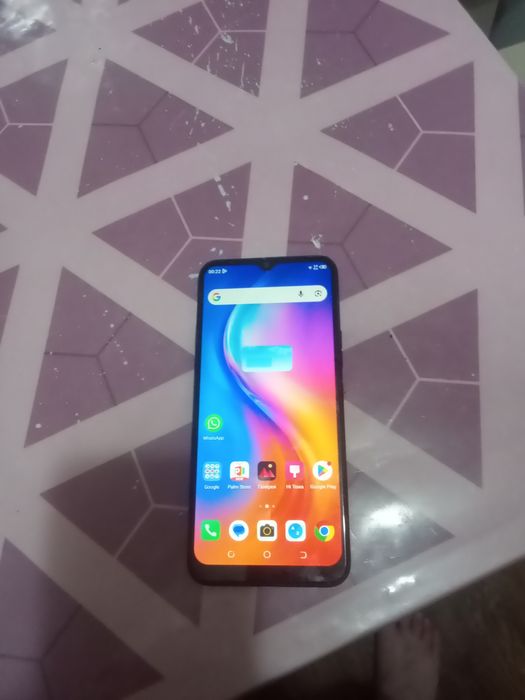 Смартфон Tecno Spark 4