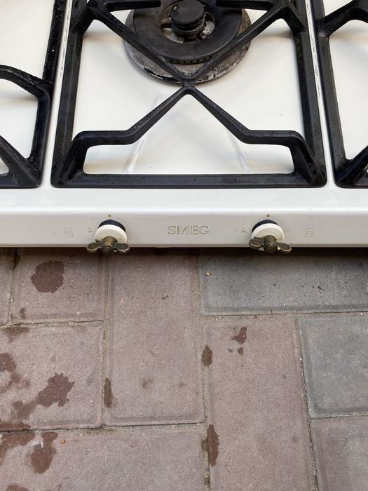 Продам газовую плиту