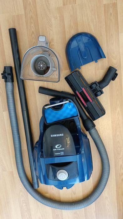 Пылесос Samsung 1600w
