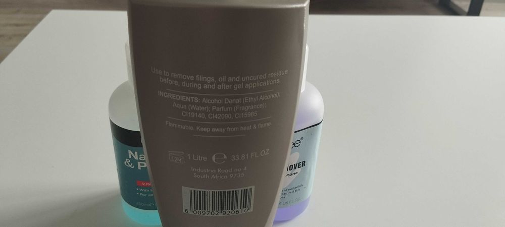 Разпродажба на материали за нокти