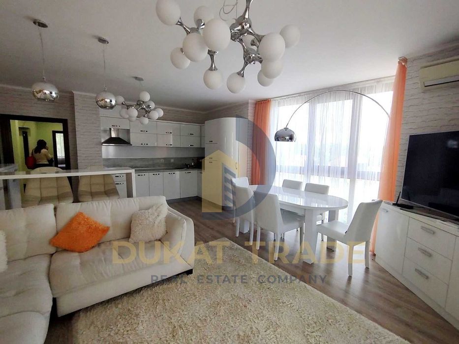 Дава се под наем Тристаен апартамент в с. Шкорпиловци, Област Варна - 118 кв.м за 135000 € - Снимка #2