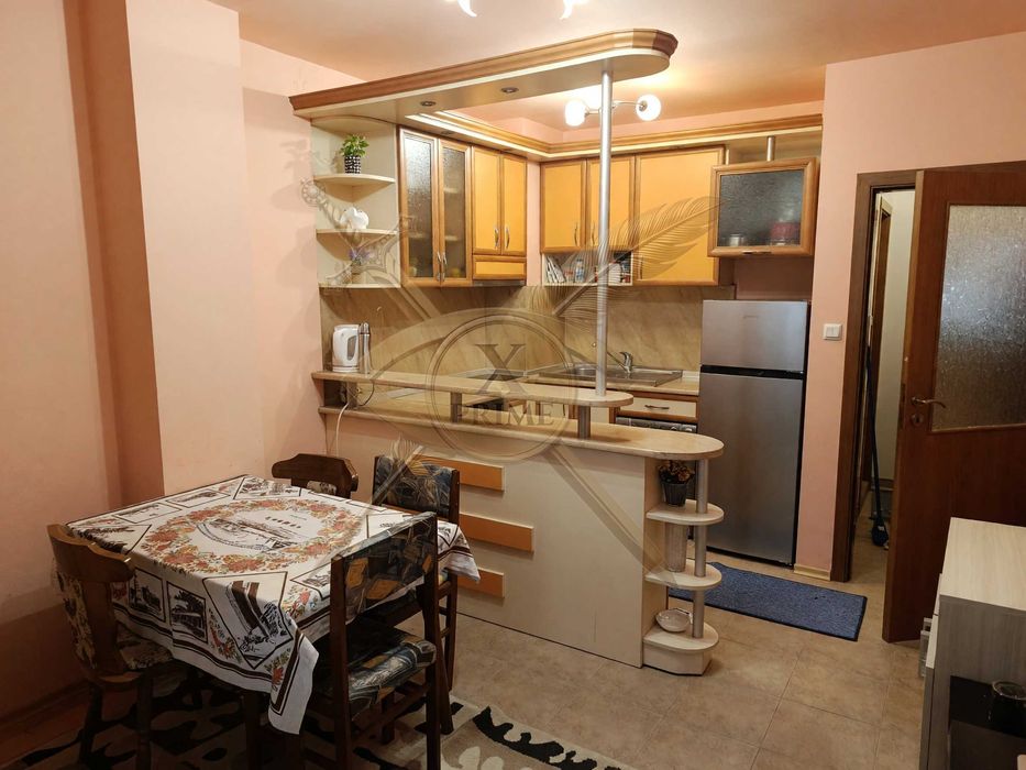 Дава се под наем Двустаен апартамент в Варна, Базар Левски - 60 кв.м за 480 € - Снимка #1