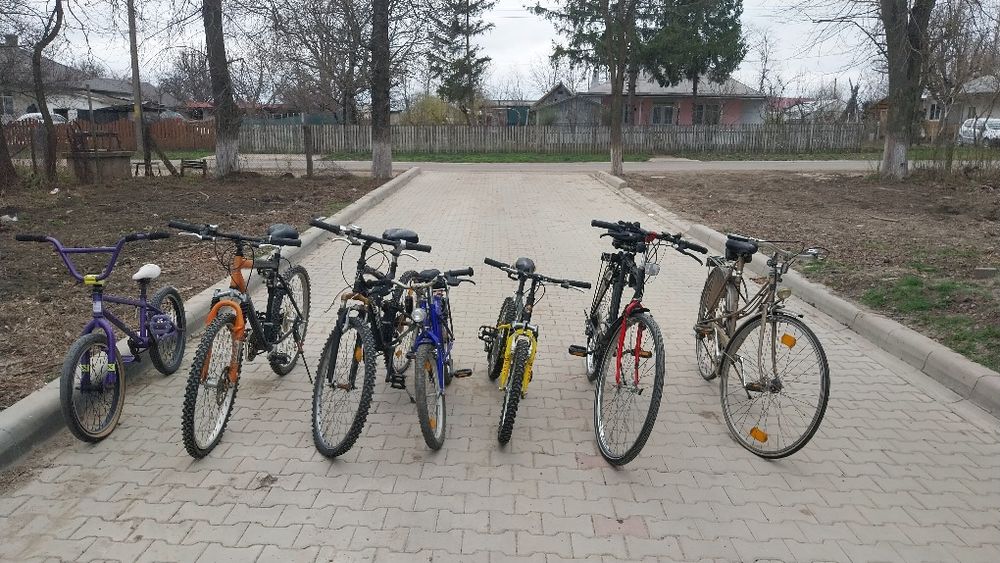 Biciclete de vânzare