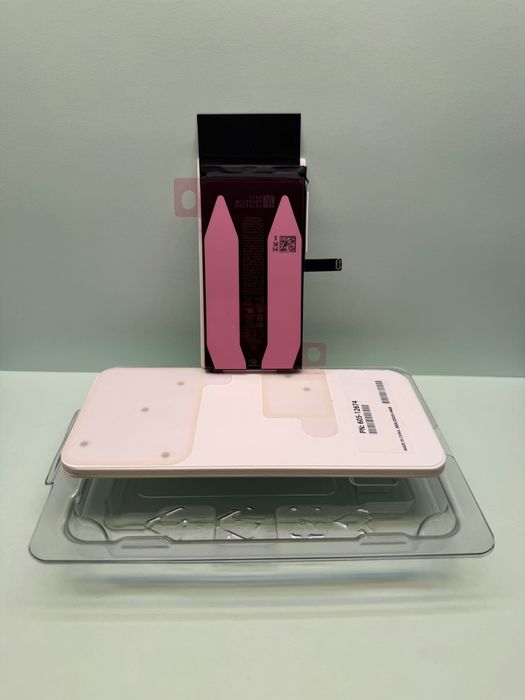 Baterie originala iPhone 14 Service iPhone Doctor Romania