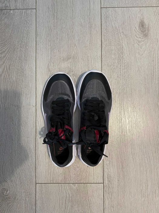 Обувки "Nike" Renew Lucent