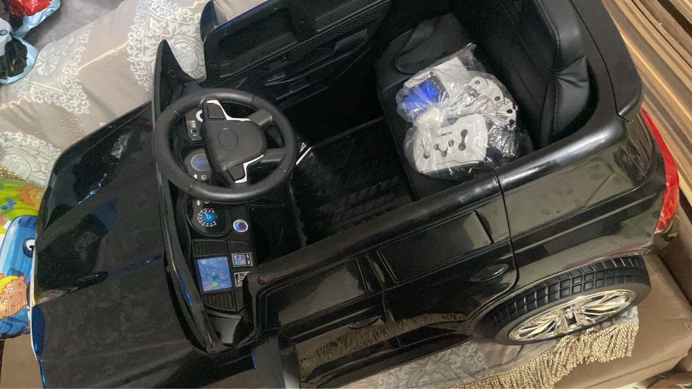 Детская машинка новая.