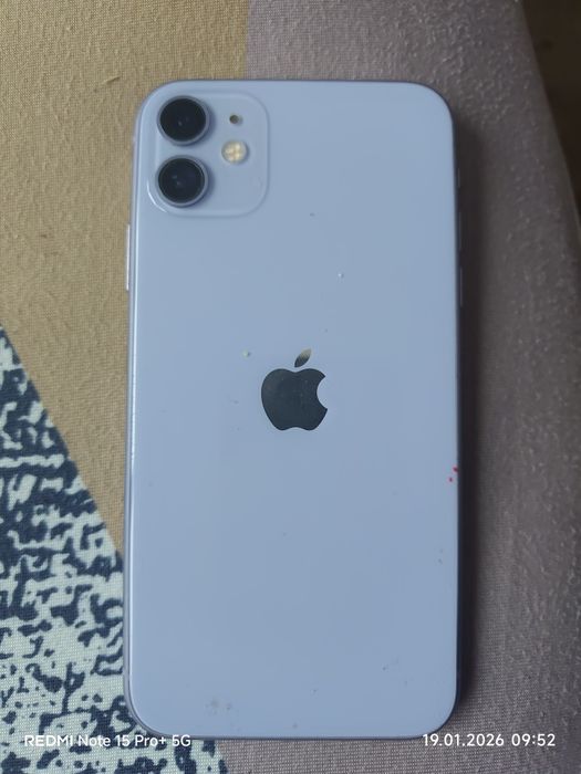 продавам ipfone 11 бартер