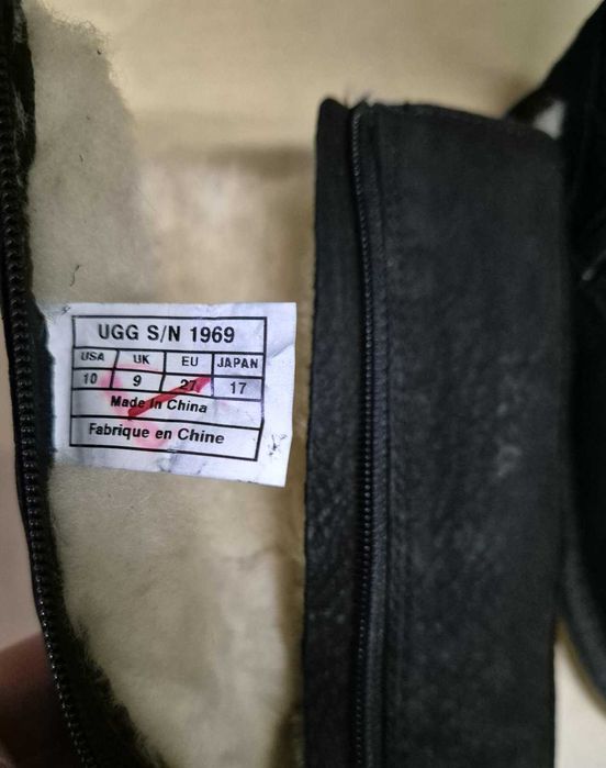 Vand UGG-uri ORIGINALE USA marimea 25 - 25 1/2, NOI, nepurtate