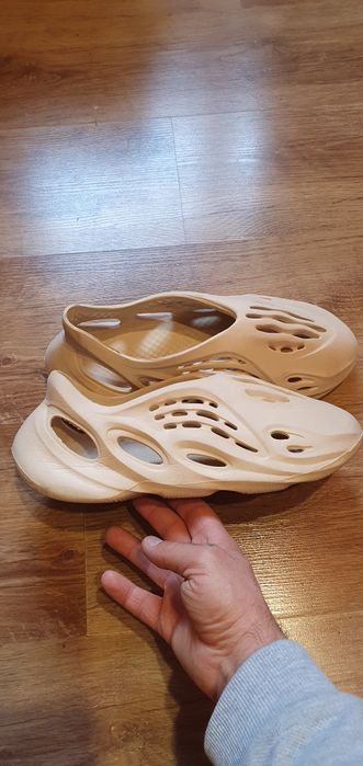 Yezzy Foam Runner