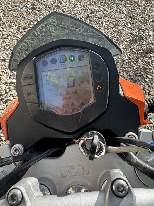 Продам мотоцикл KTM Duke 200